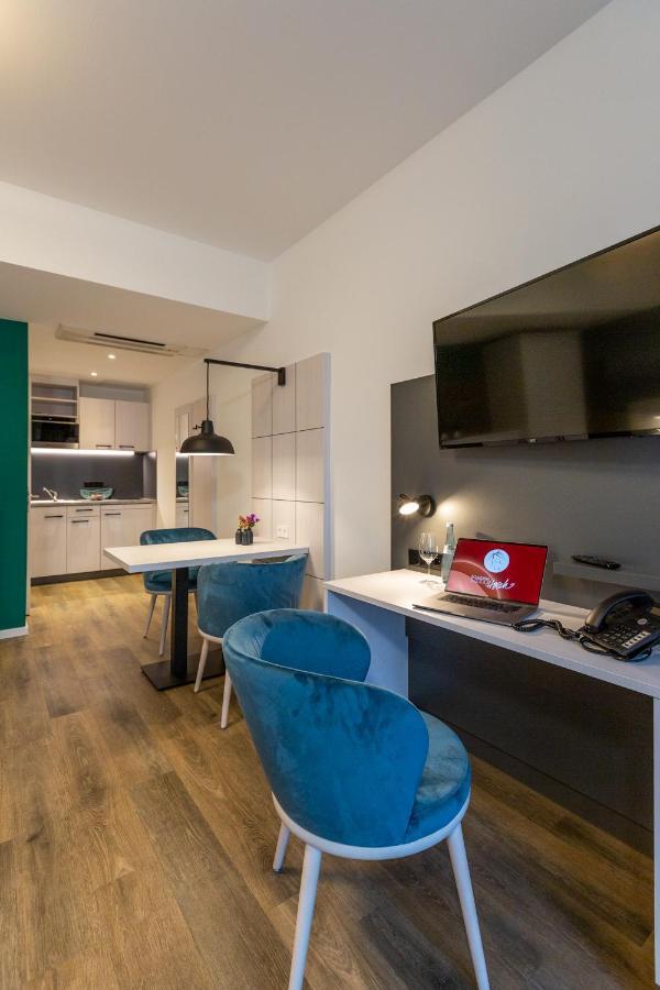 Boardinghouse Hirsch - Apartments In Kork Kehl Extérieur photo