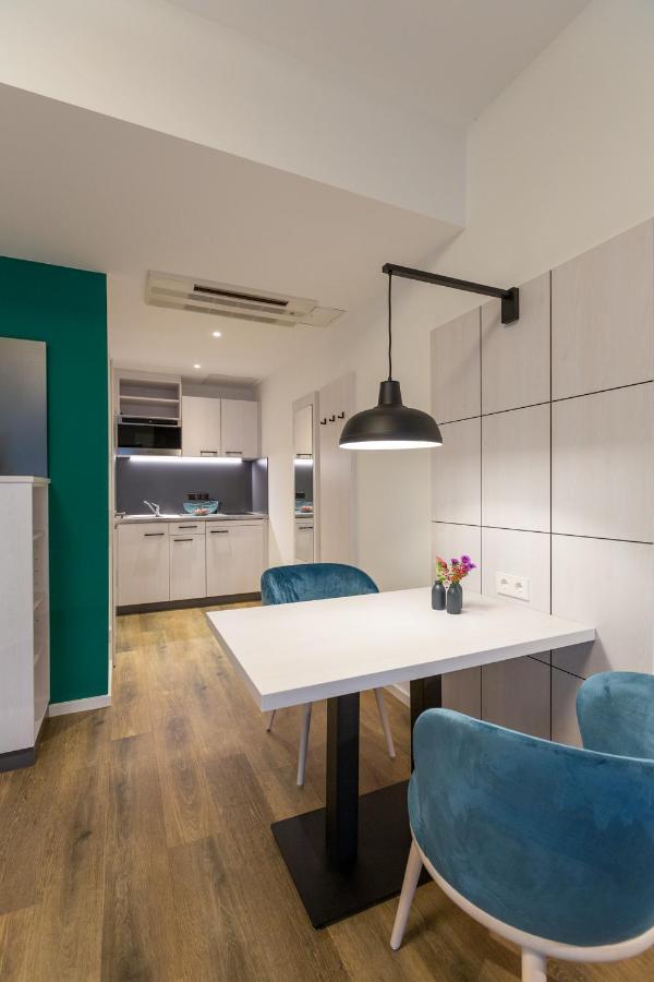 Boardinghouse Hirsch - Apartments In Kork Kehl Extérieur photo